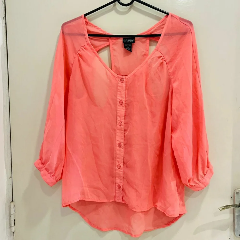 Pink very beautiful shirt - Picture 9 of 10